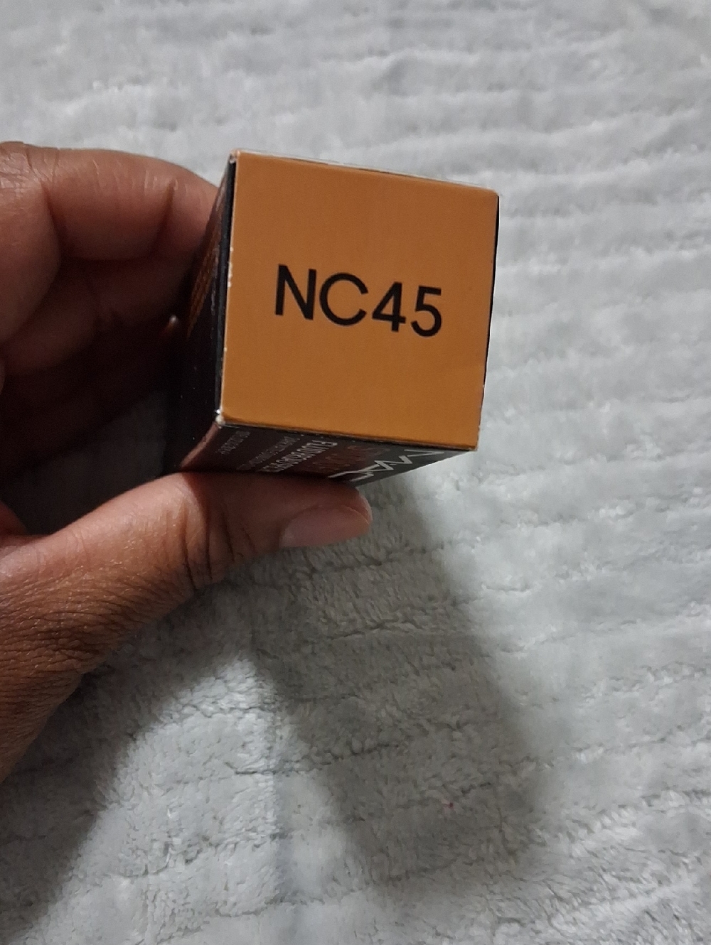 MAC Cosmetics Studio Fix NC45 Foundation Box - Tan Shade